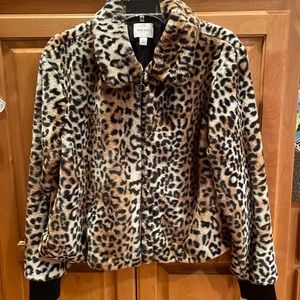 Nine West leopard jacket. Size Large. NWT